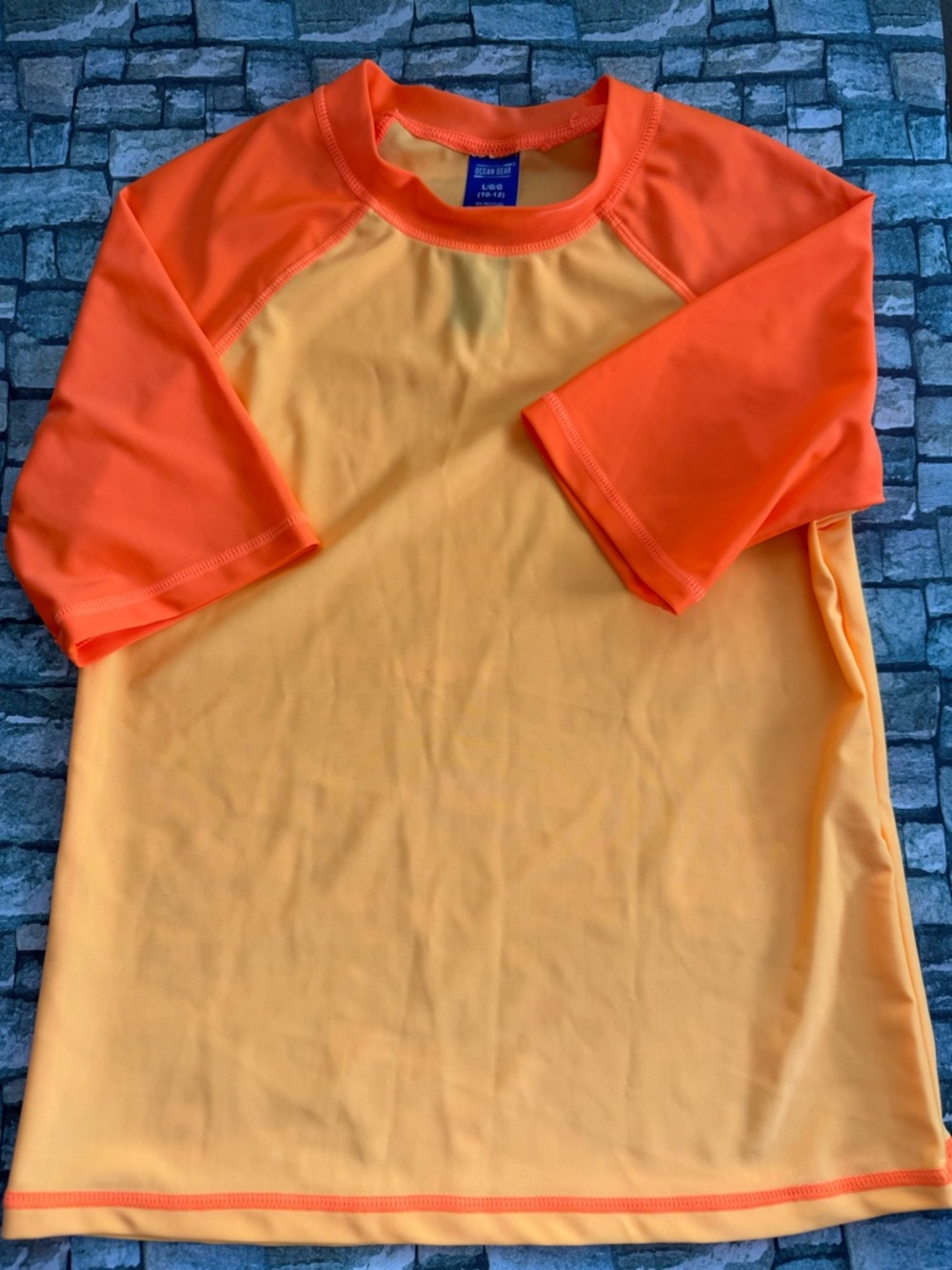 Ocean Gear Kids Rash Guard Swim Shirt Sz L